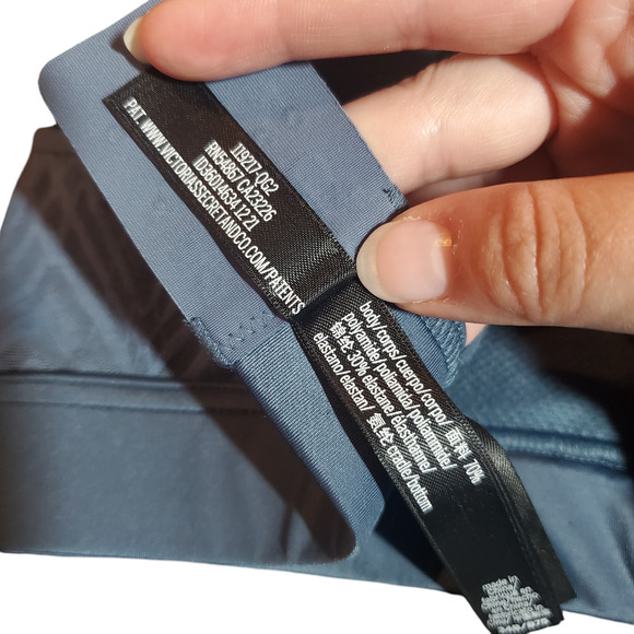 Victoria's Secret ON POINT Blue Mesh Lace High Neck Sports Bra 34B Molded Cups - Picture 6 of 15